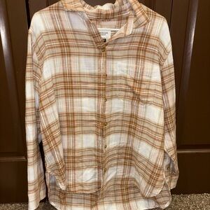 American Eagle Tan and Cream Plaid Shirt